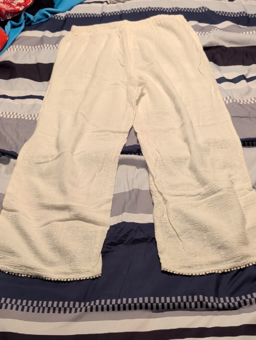 Xhilaration White Beach Pants - Picture 4 of 4